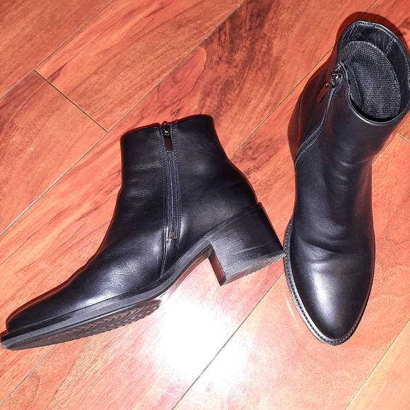 Ecco Leather Boots - Picture 3 of 5